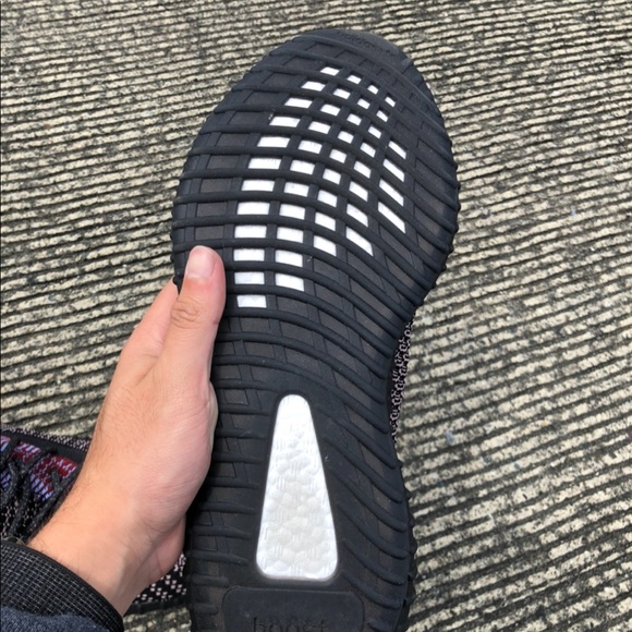 Adidas Yeezy Boost 350 V2 Yecheil Size 12.5 - Picture 2 of 8
